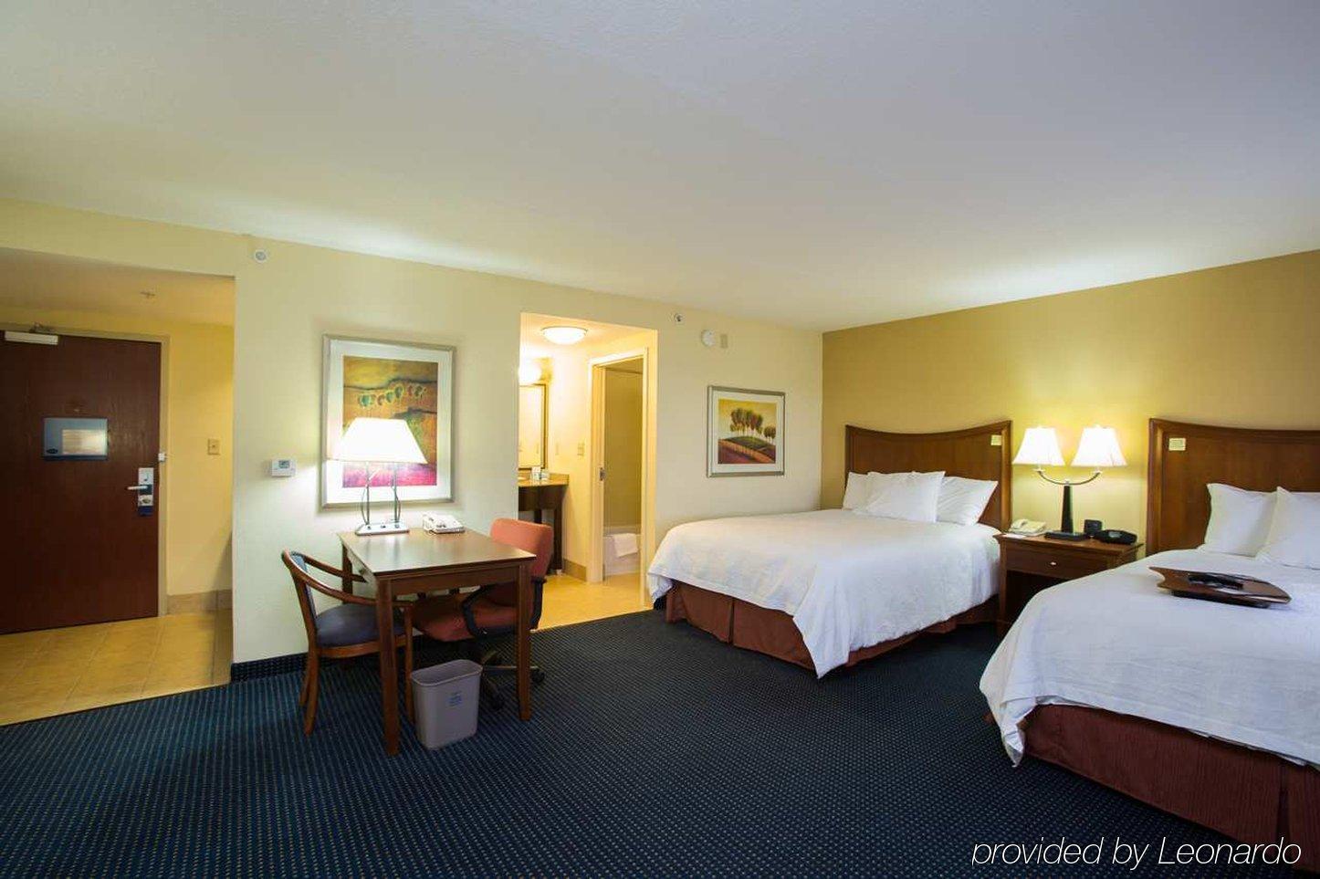 Hampton Inn & Suites Savannah - I-95 South - Gateway Georgetown Exterior photo
